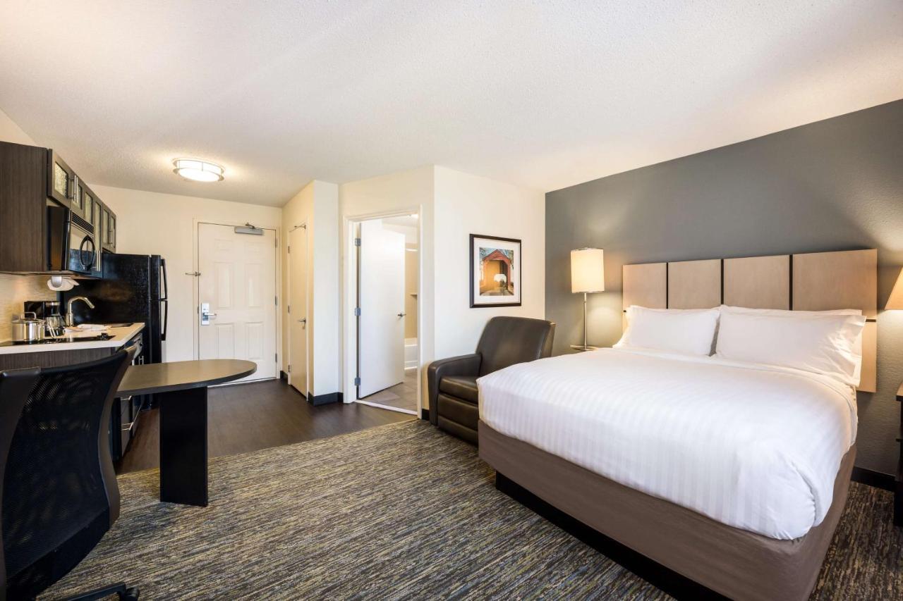 Sonesta Simply Suites Austin The Domain Area Exterior photo